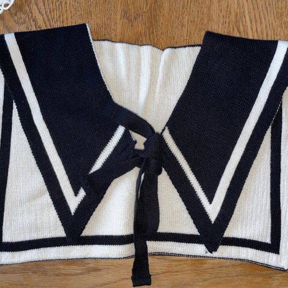faux detachable black and white tie-on sailor collar - Picture 3 of 5